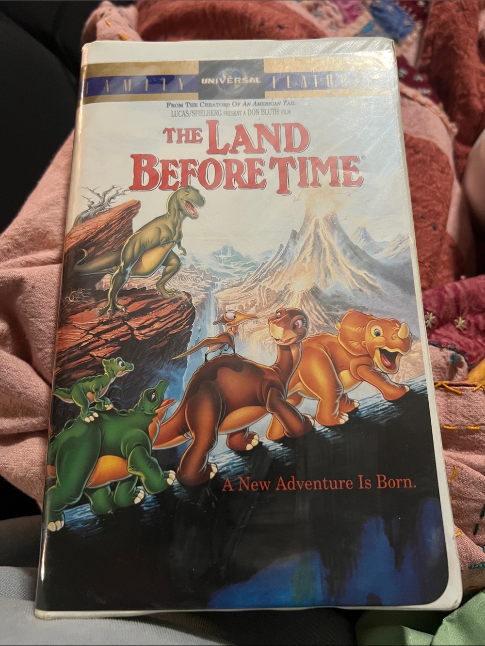 Universal The Land Before Time VHS in Clamshell Cobmbej